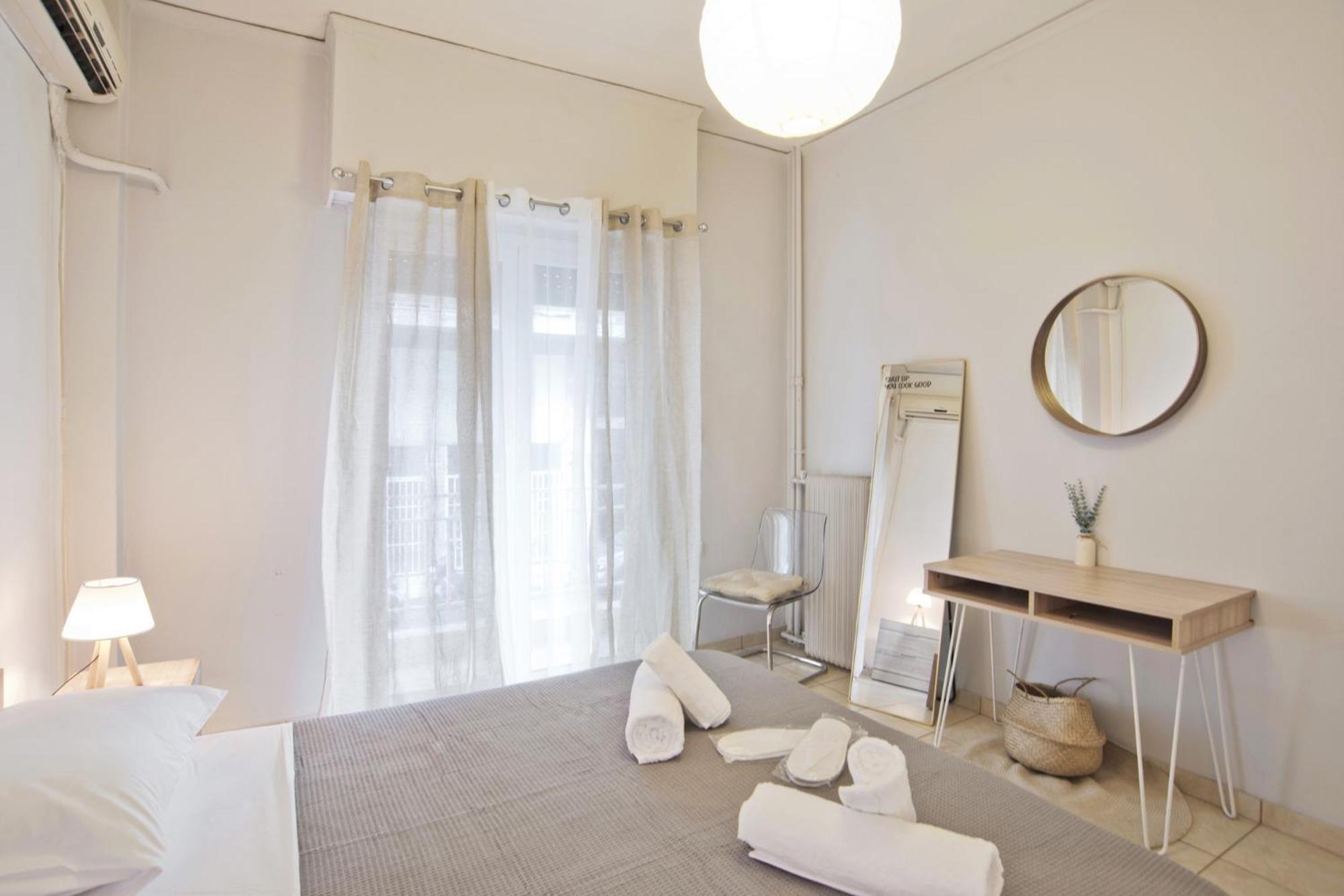 Homely Athens Apartment Bagian luar foto